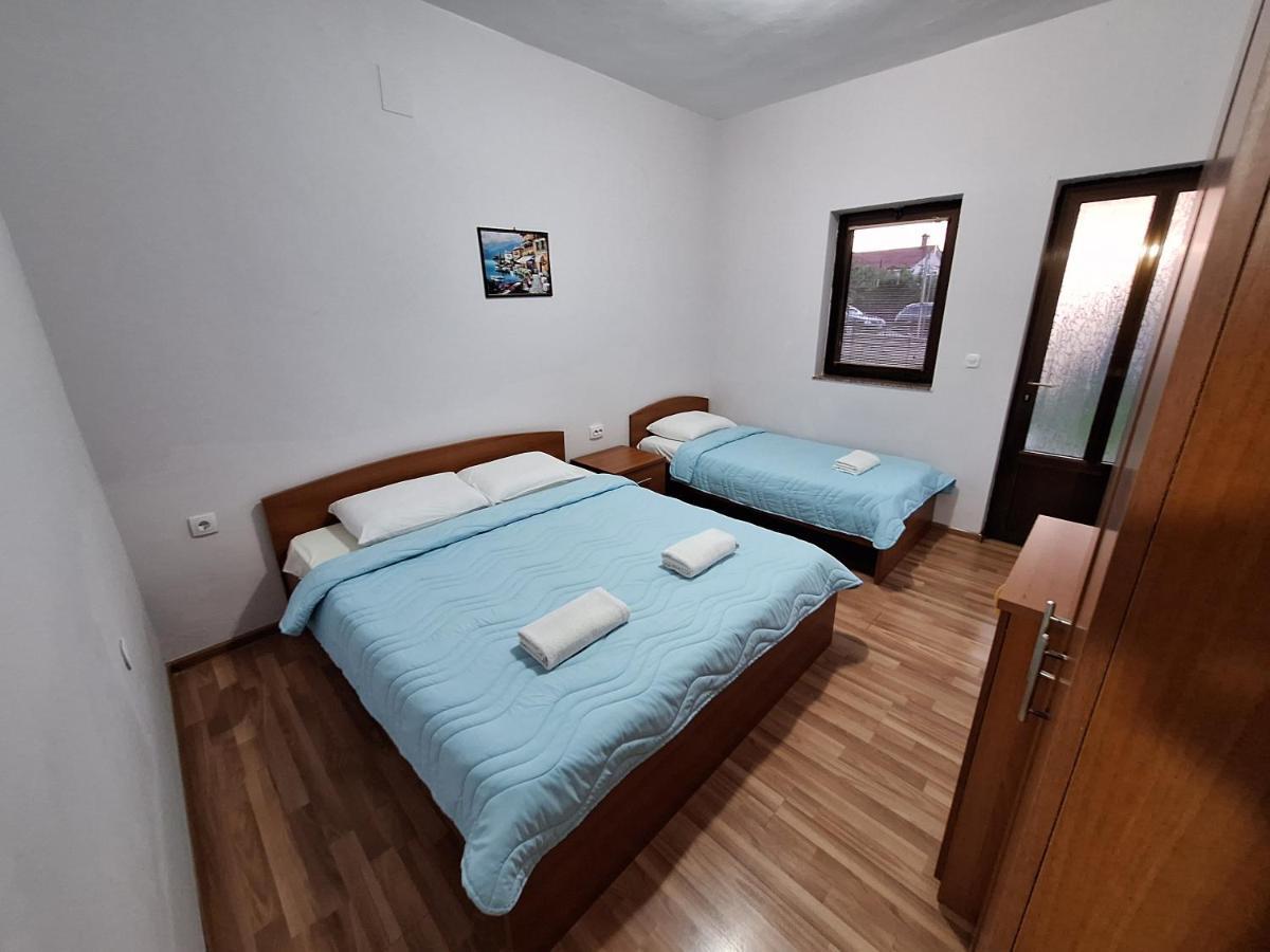 Studio Apartments Oleg Ohrid Ngoại thất bức ảnh