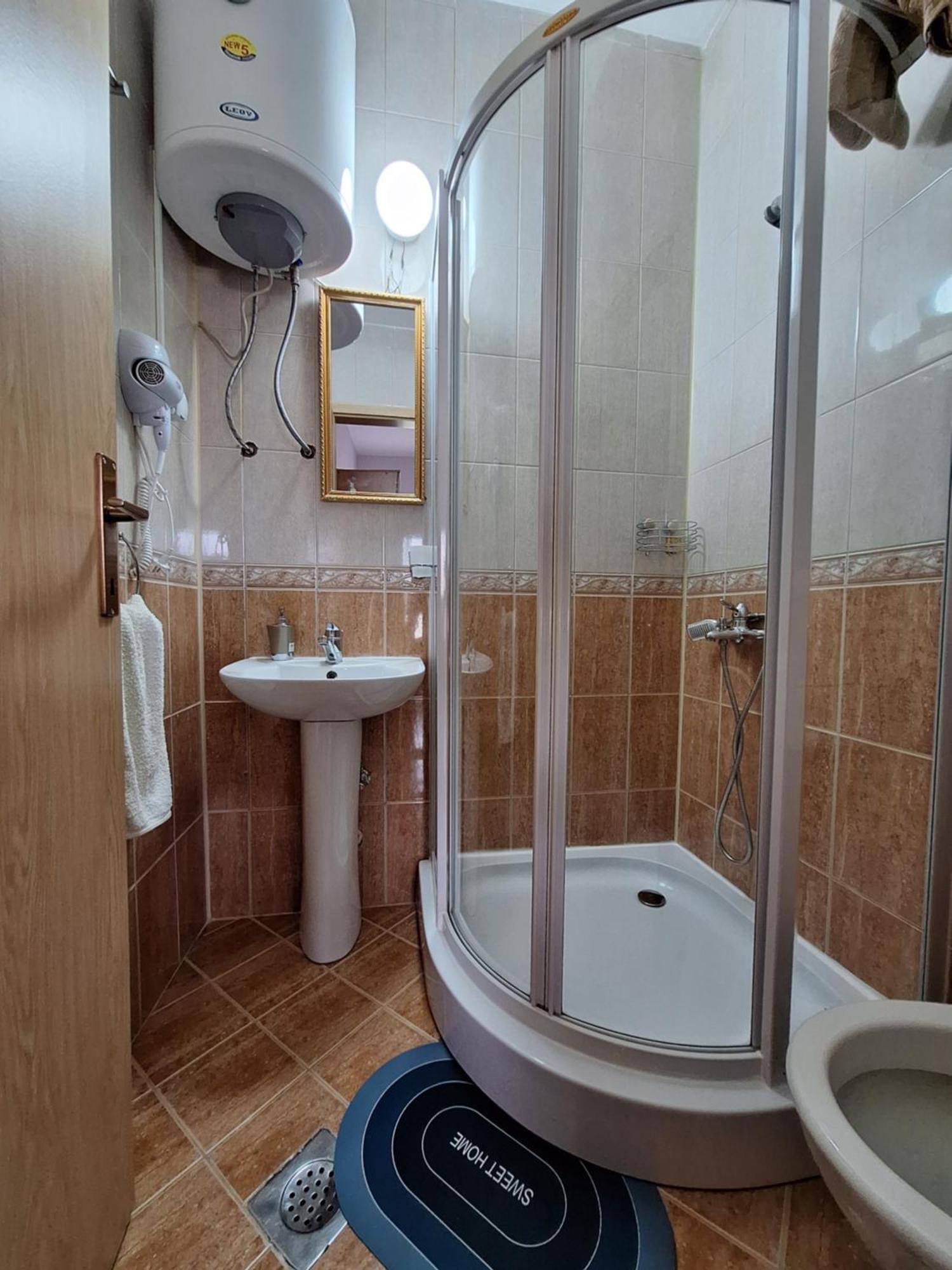 Studio Apartments Oleg Ohrid Ngoại thất bức ảnh