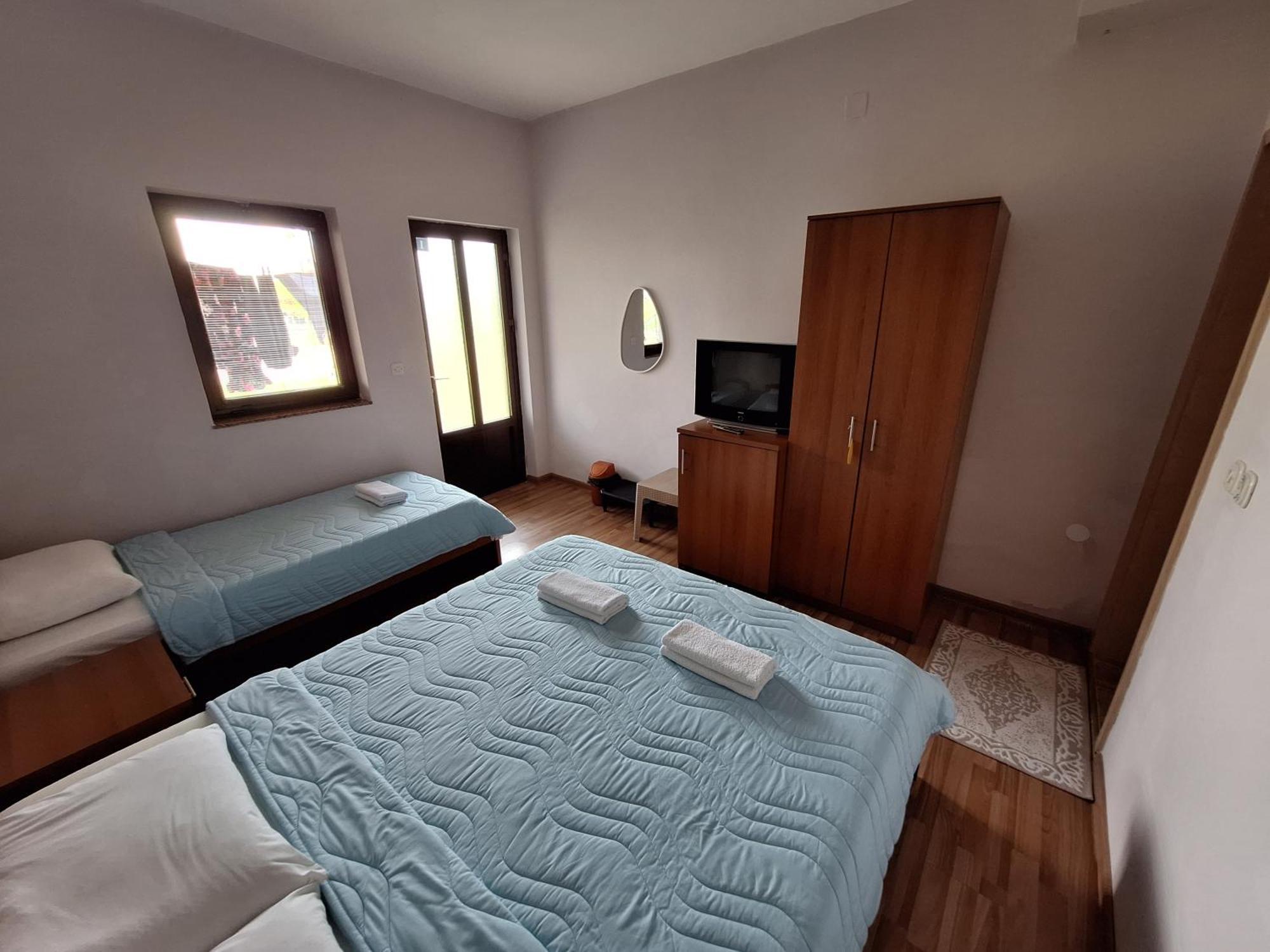 Studio Apartments Oleg Ohrid Ngoại thất bức ảnh